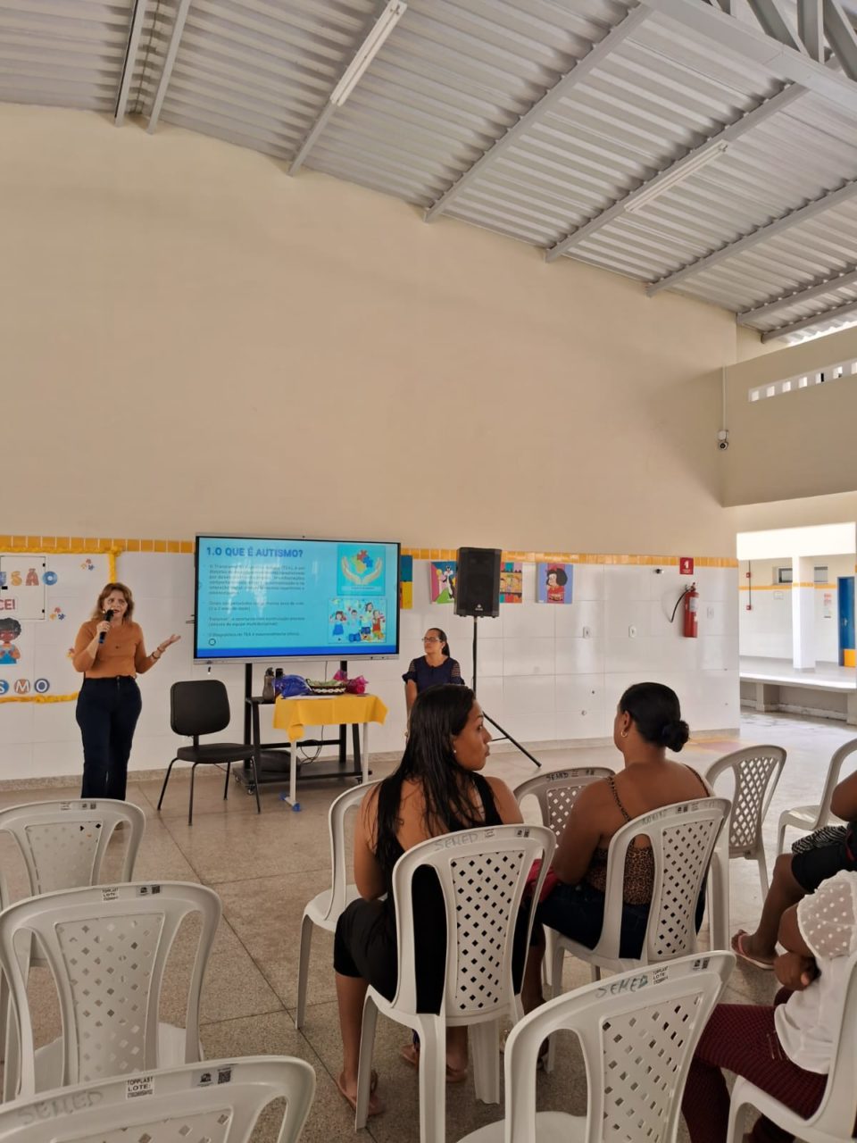 Instituto RESSURGIR Sergipe profere palestra na EMEF Jornalista João ...